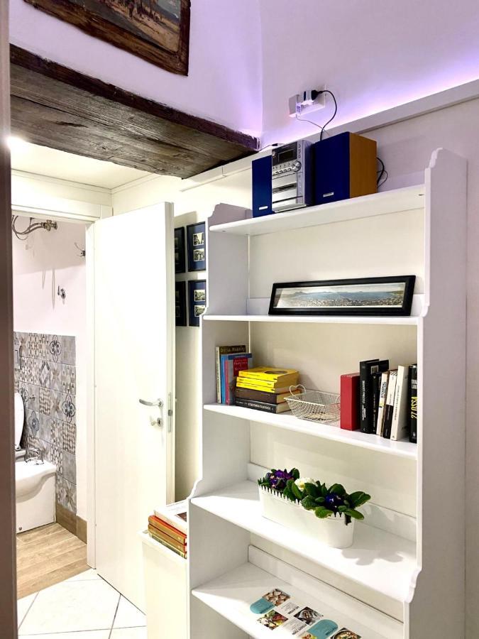 La Casa Sulla Nuvola Duomo Centro Storico Di Napoli Apartamento Exterior foto