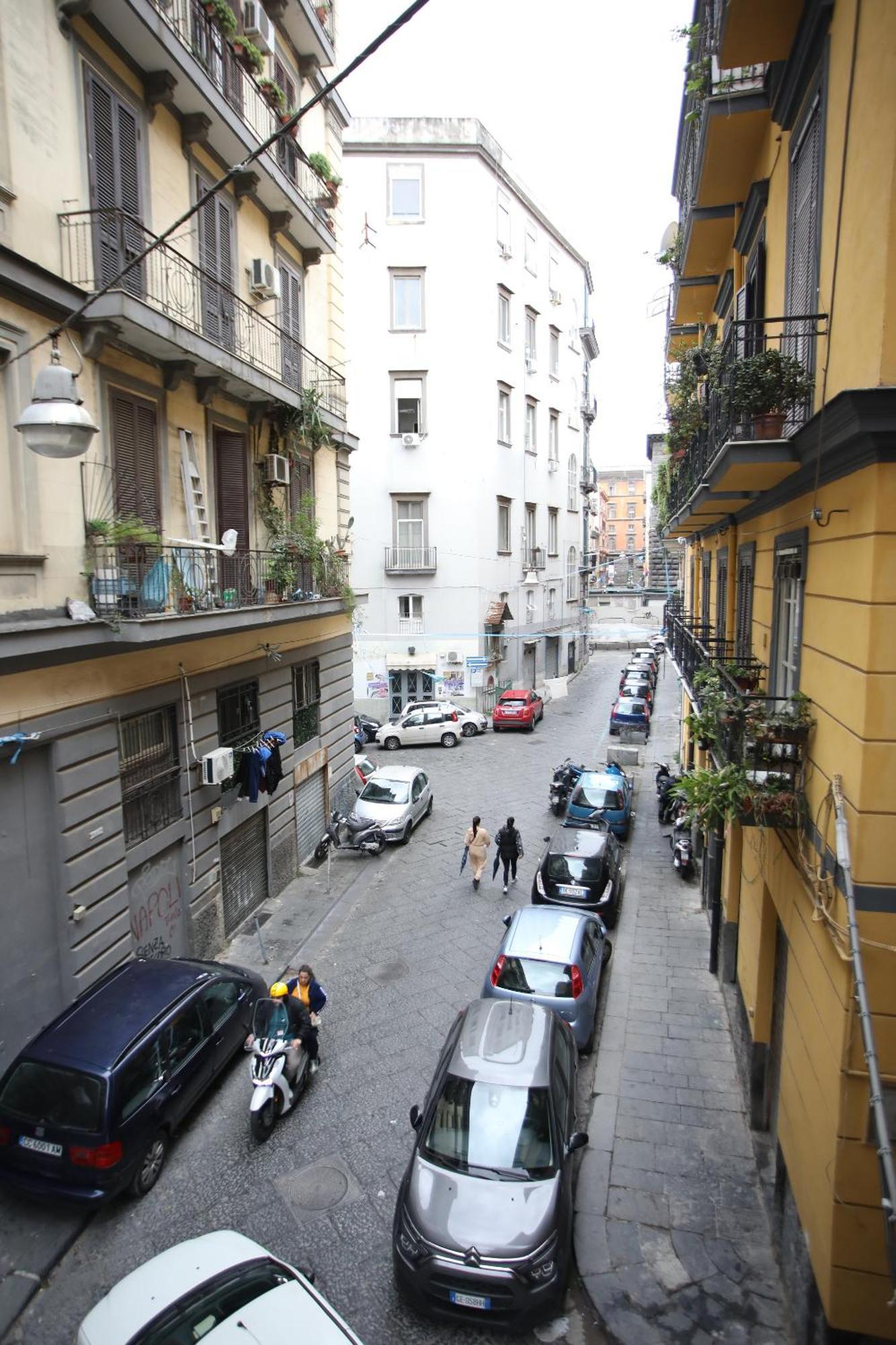 La Casa Sulla Nuvola Duomo Centro Storico Di Napoli Apartamento Exterior foto