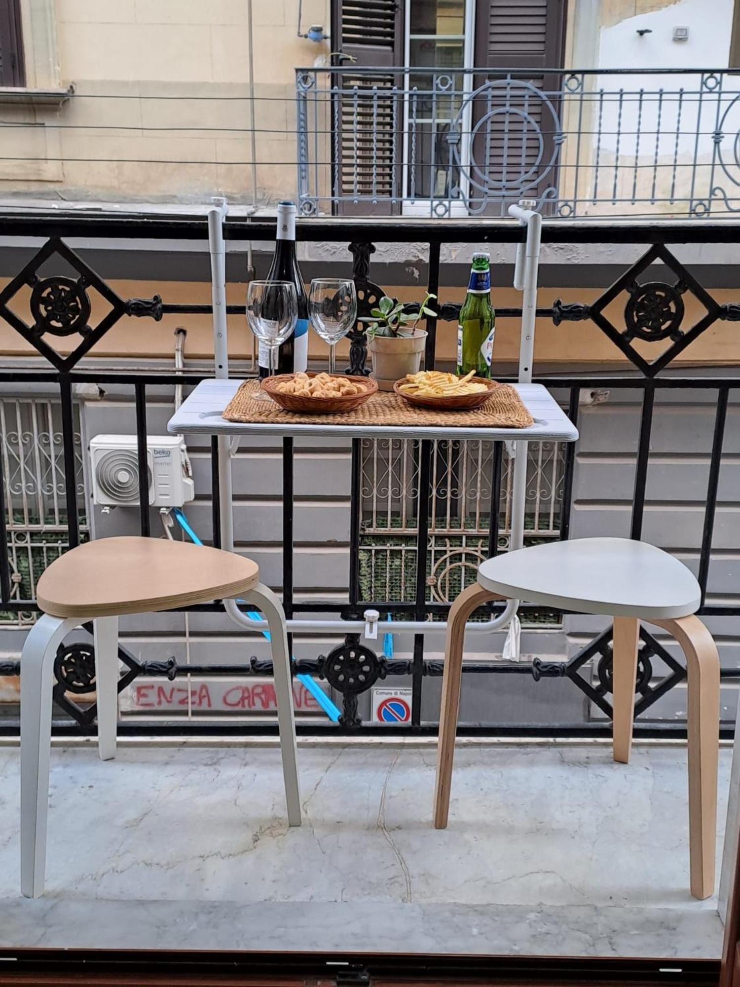 La Casa Sulla Nuvola Duomo Centro Storico Di Napoli Apartamento Exterior foto